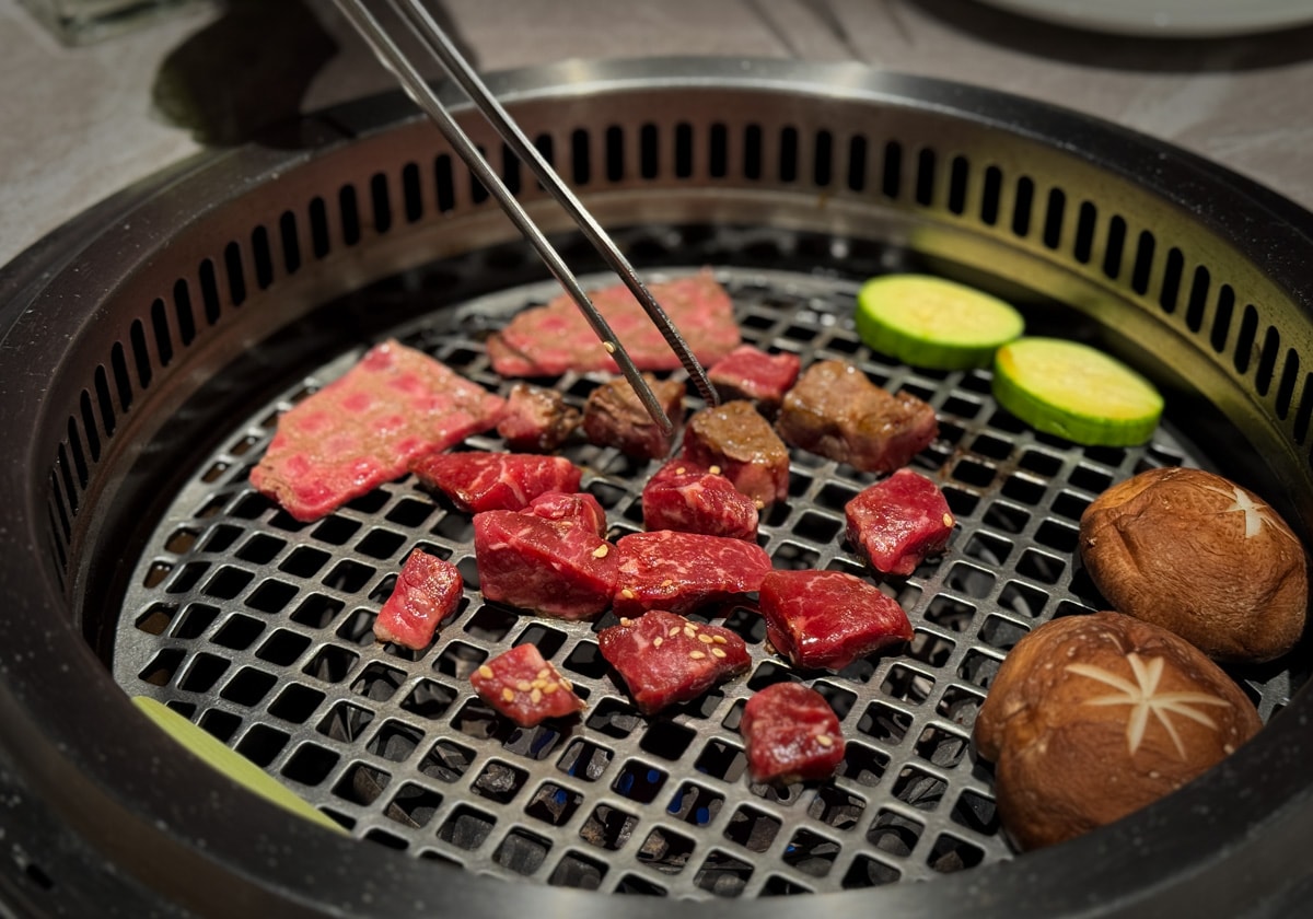 【尼匠燒肉】桃園必吃燒肉餐廳推薦，大啖日式無煙頂級燒肉饗宴，250坪內建獨立包廂，當月壽星享專屬優惠！