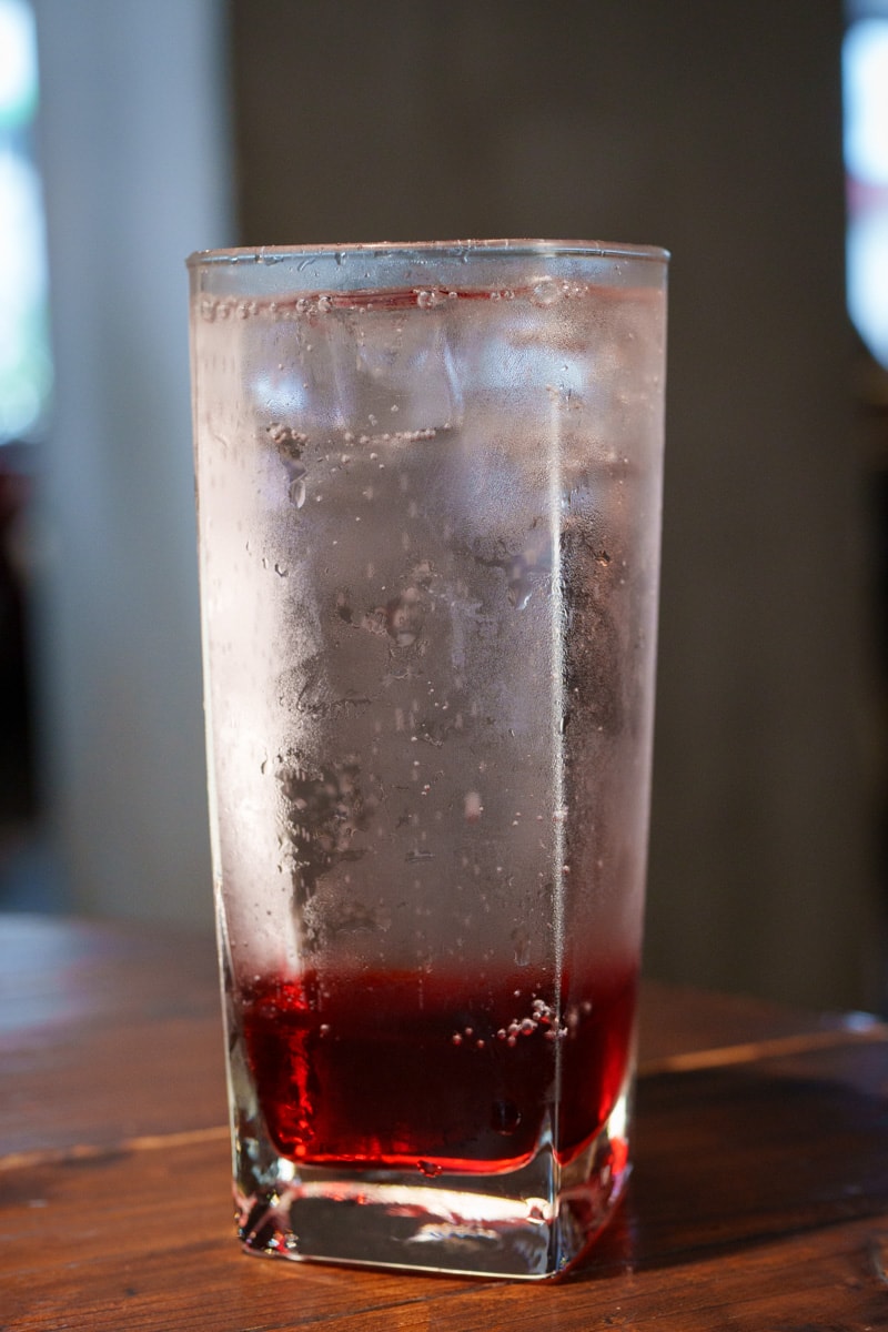 【好米亞】忠孝敦化餐酒館推薦，特色必點5大濃白砂鍋雞湯！大啖職人手作料理，最適合聚會的工業風網美餐廳！