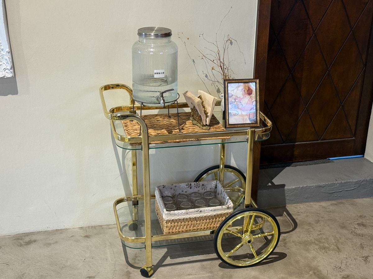 【北非North Africa】花蓮市區質感網美咖啡廳推薦，手沖單品咖啡，特色必吃法式吐司！超唯美北非摩洛哥風格！