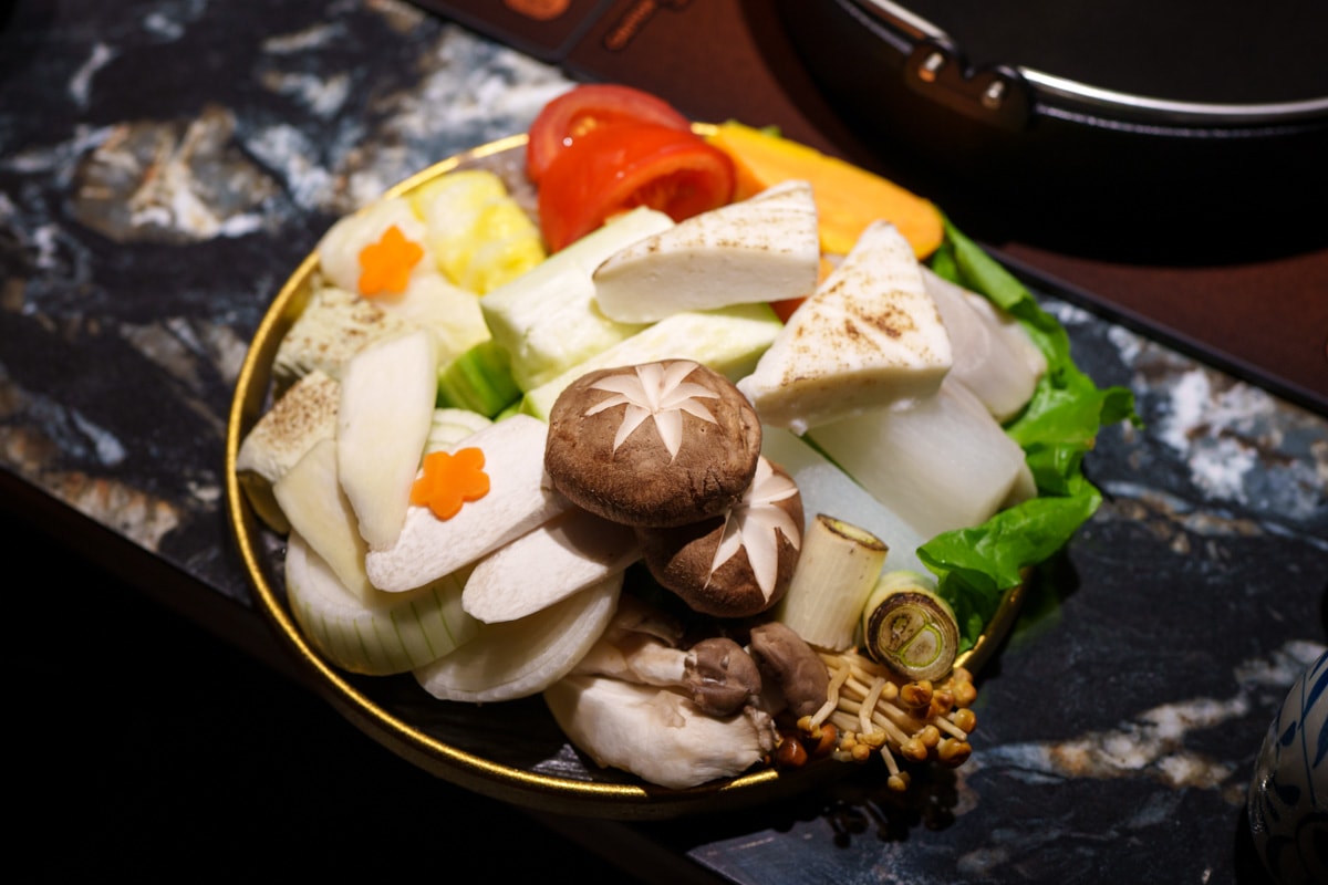 【祇園.禪院壽喜燒】台北信義安和必吃美食餐廳推薦,全包廂預約困難京都百年壽喜燒,專人桌邊服務,大啖日本頂級和牛! - 第44張圖 【祇園.禪院壽喜燒】台北信義安和必吃美食餐廳推薦,全包廂預約困難京都百年壽喜燒,專人桌邊服務,大啖日本頂級和牛!