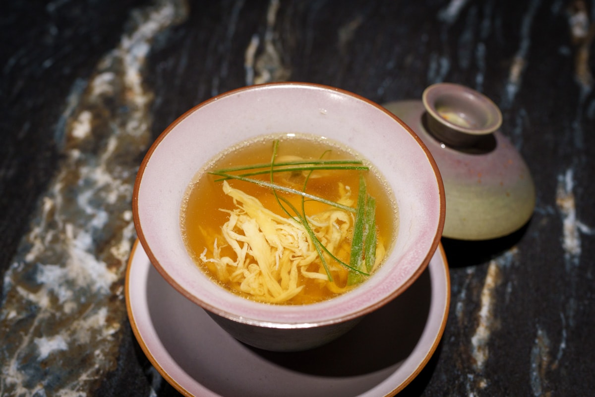 【祇園.禪院壽喜燒】台北信義安和必吃美食餐廳推薦,全包廂預約困難京都百年壽喜燒,專人桌邊服務,大啖日本頂級和牛! - 第43張圖 【祇園.禪院壽喜燒】台北信義安和必吃美食餐廳推薦,全包廂預約困難京都百年壽喜燒,專人桌邊服務,大啖日本頂級和牛!