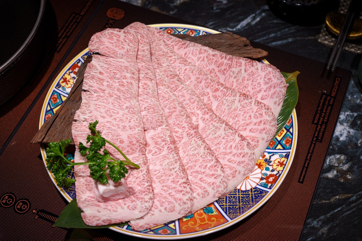 【祇園.禪院壽喜燒】台北信義安和必吃美食餐廳推薦,全包廂預約困難京都百年壽喜燒,專人桌邊服務,大啖日本頂級和牛! - 第47張圖 【祇園.禪院壽喜燒】台北信義安和必吃美食餐廳推薦,全包廂預約困難京都百年壽喜燒,專人桌邊服務,大啖日本頂級和牛!