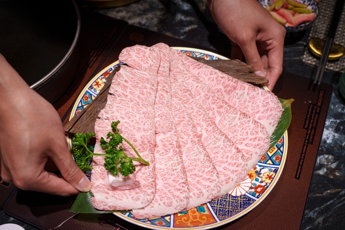 【祇園.禪院壽喜燒】台北信義安和必吃美食餐廳推薦,全包廂預約困難京都百年壽喜燒,專人桌邊服務,大啖日本頂級和牛! - 第48張圖 【祇園.禪院壽喜燒】台北信義安和必吃美食餐廳推薦,全包廂預約困難京都百年壽喜燒,專人桌邊服務,大啖日本頂級和牛!