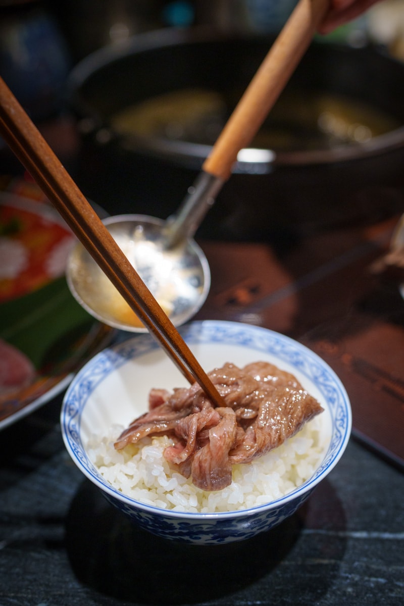 【祇園.禪院壽喜燒】台北信義安和必吃美食餐廳推薦,全包廂預約困難京都百年壽喜燒,專人桌邊服務,大啖日本頂級和牛! - 第54張圖 【祇園.禪院壽喜燒】台北信義安和必吃美食餐廳推薦,全包廂預約困難京都百年壽喜燒,專人桌邊服務,大啖日本頂級和牛!