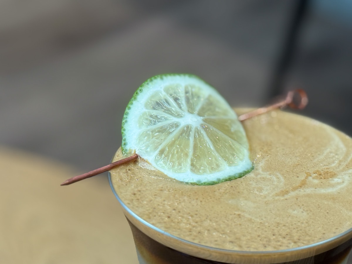 【金少爺 OVERTIME COFFEE】宜蘭頭城人氣咖啡廳推薦，職人手沖咖啡、精緻手作甜點，高評價質感下午茶首選！
