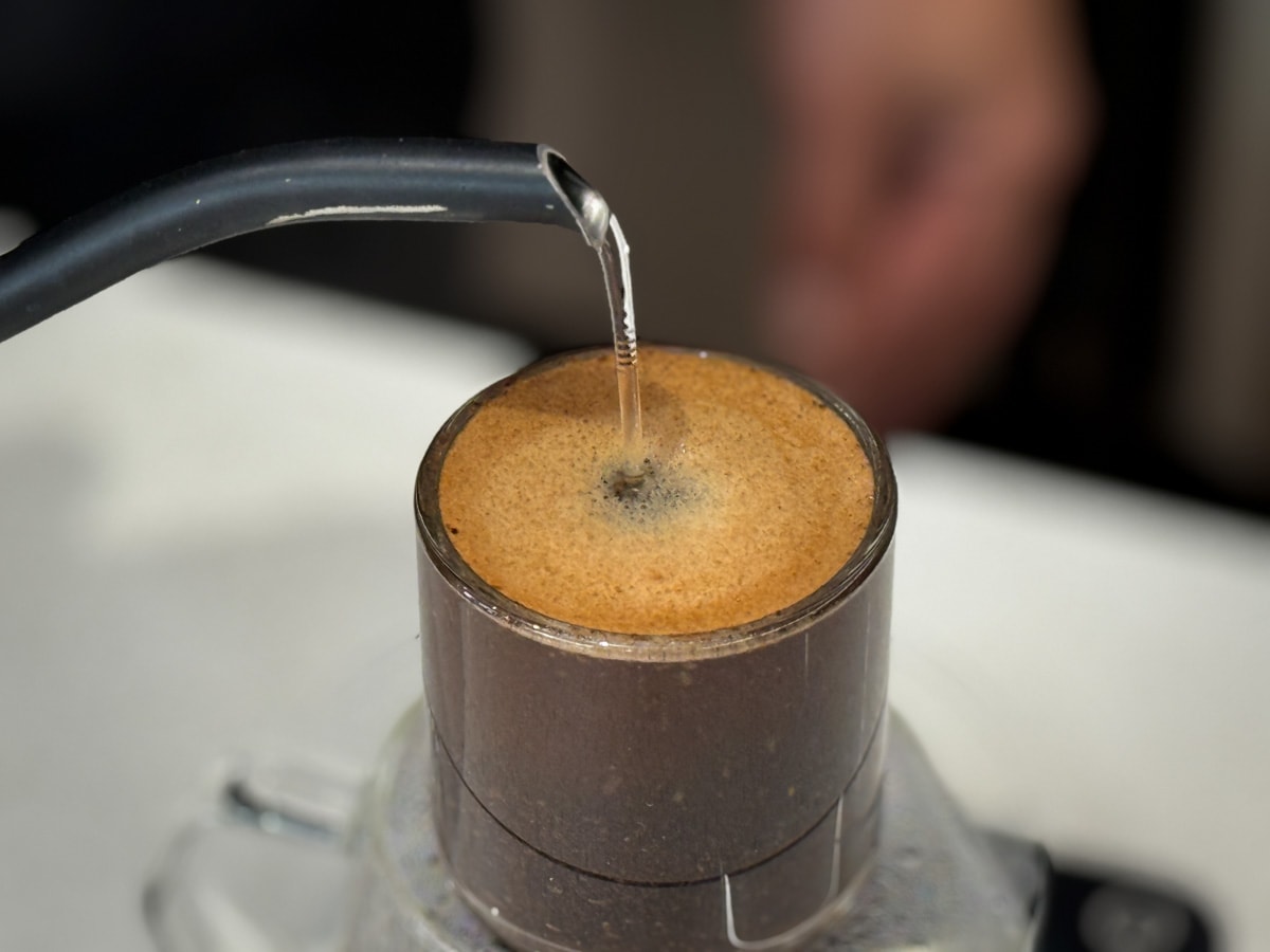 【金少爺 OVERTIME COFFEE】宜蘭頭城人氣咖啡廳推薦，職人手沖咖啡、精緻手作甜點，高評價質感下午茶首選！