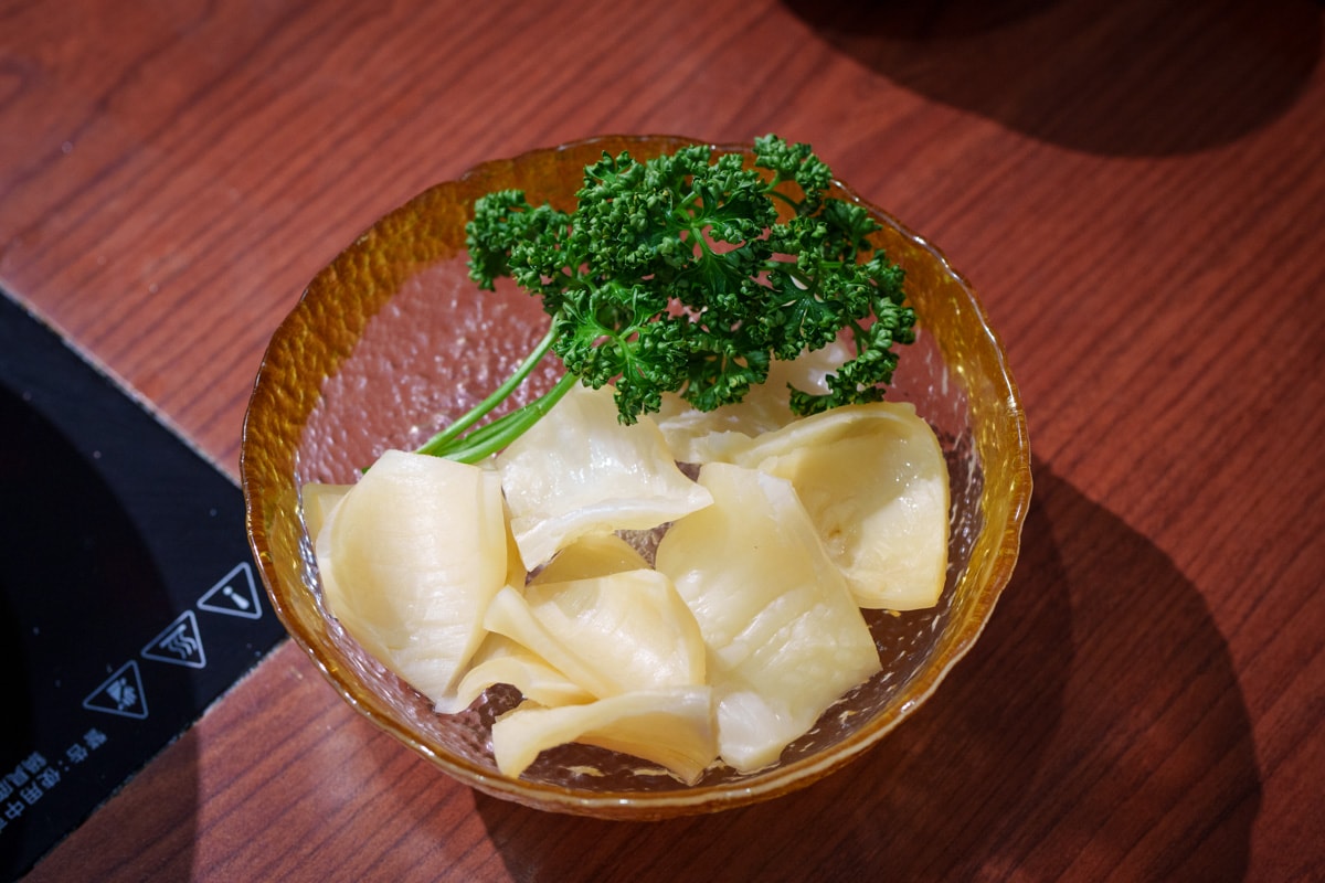 【如嬌 花膠雞•鍋物】台北中山區評分最高火鍋推薦，大啖黃金花膠雞湯鍋，嚴選新鮮高級食材，台灣首間花膠雞鍋物品牌！