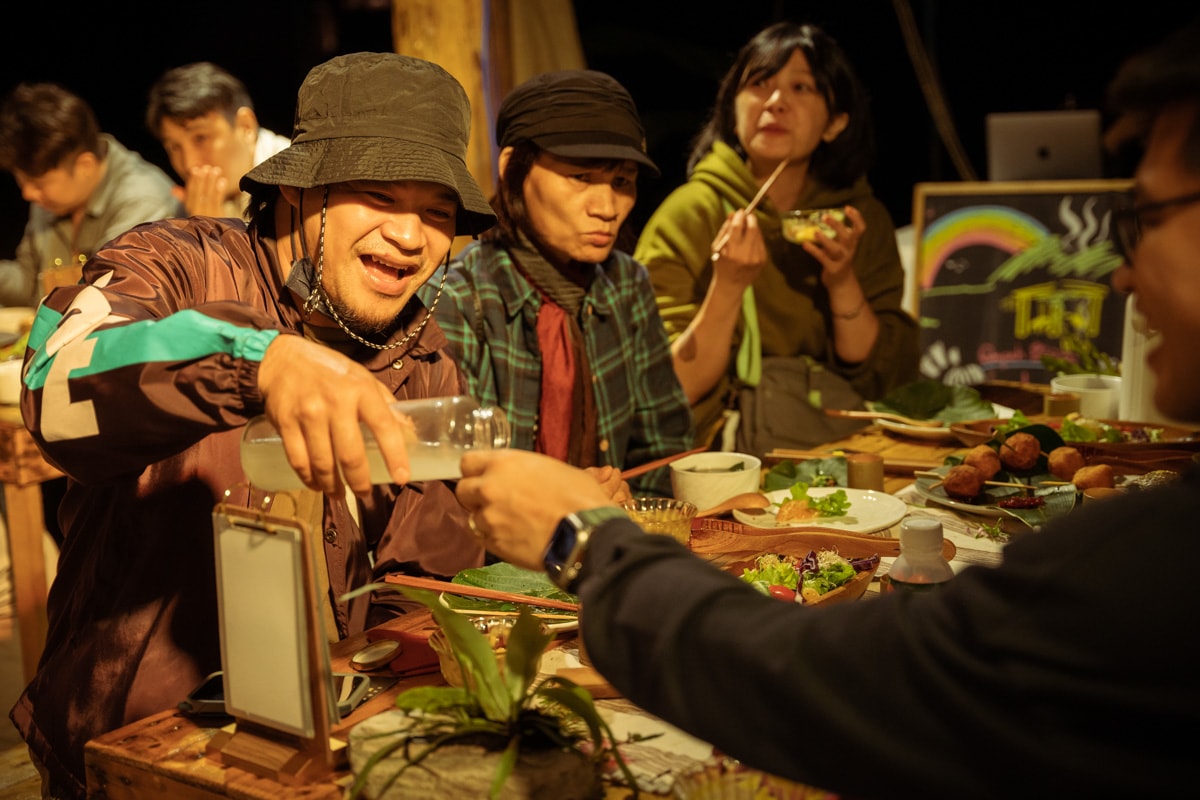 【阿改玩生活-餐桌劇場】花蓮隱藏美食體驗推薦，邊吃飯邊看戲！期間限定秘境美食、沉浸式主題劇場演出