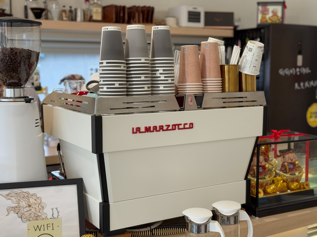 【享咖 coffee】宜蘭五結評分最高早午餐推薦，手工特色貝果、現烤鬆餅、可頌，自家烘焙咖啡豆販售