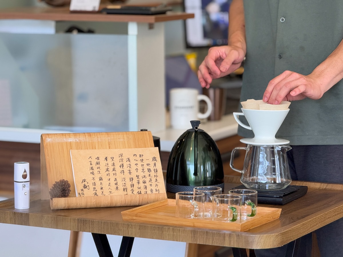 【南窩綠丘】苗栗人氣秘境新景點推薦,萬坪草原野餐!4大主題房型包棟21人,草地露營賞夕陽,大啖暖心精緻早餐饗宴! - 第73張圖 【南窩綠丘】苗栗人氣秘境新景點推薦,萬坪草原野餐!4大主題房型包棟21人,草地露營賞夕陽,大啖暖心精緻早餐饗宴!