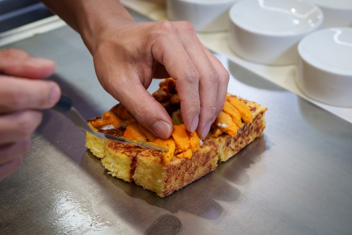 【DOWA 隱寓】台北公館必吃美食推薦，全預約制頂級日式鐵板燒，2580元起大啖職人料理，隱身豪宅中的餐廳！客製化慶生佈置專屬包廂