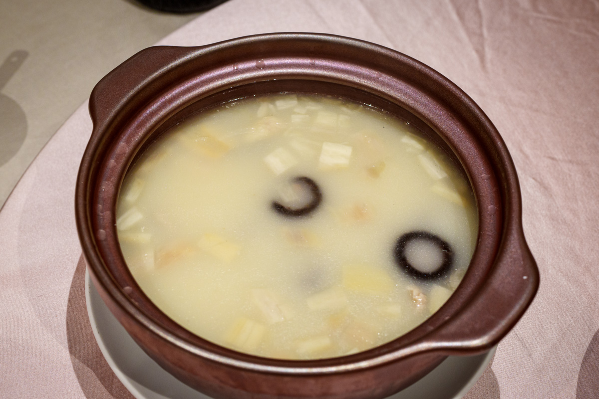 【彭園-板橋店】板橋江子翠美食餐廳推薦，8大菜系手路菜，大啖傳承一甲子的職人料理，滿足全年齡層的舌尖美味！