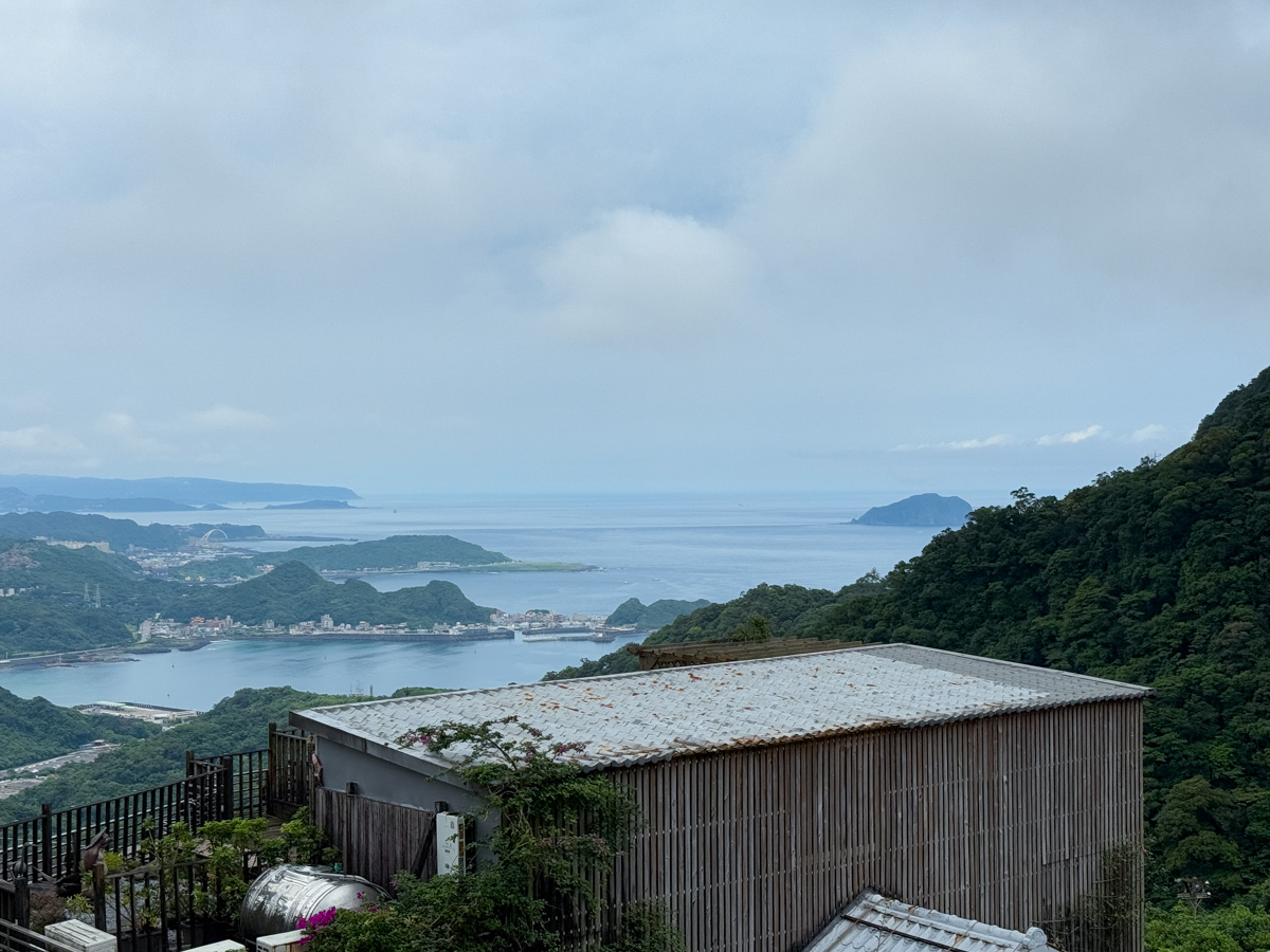 【喜來園景觀民宿】九份老街海景民宿推薦，5大主題房型，遠眺千萬級無敵山海美景，隔日再享暖心精緻早餐