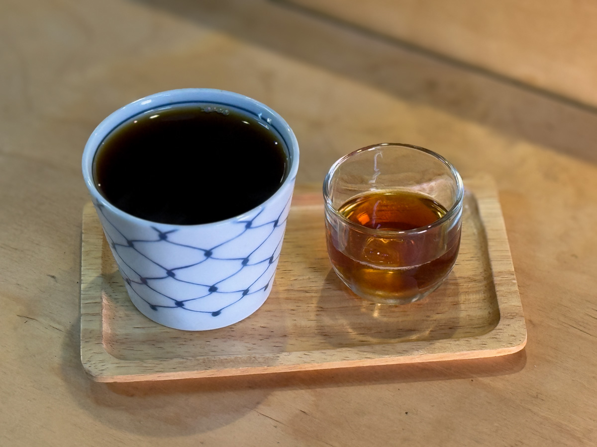 【多好咖啡店】基隆仁愛市場咖啡廳推薦，職人手沖咖啡、手作甜點，特色招牌必點1+1多好配！