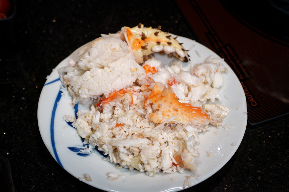 【囍聚精緻鍋物】台北大巨蛋附近高評價慶生約會火鍋餐廳推薦，專人桌邊代煮服務，大啖季節限定鱈場蟹、頂級A5和牛