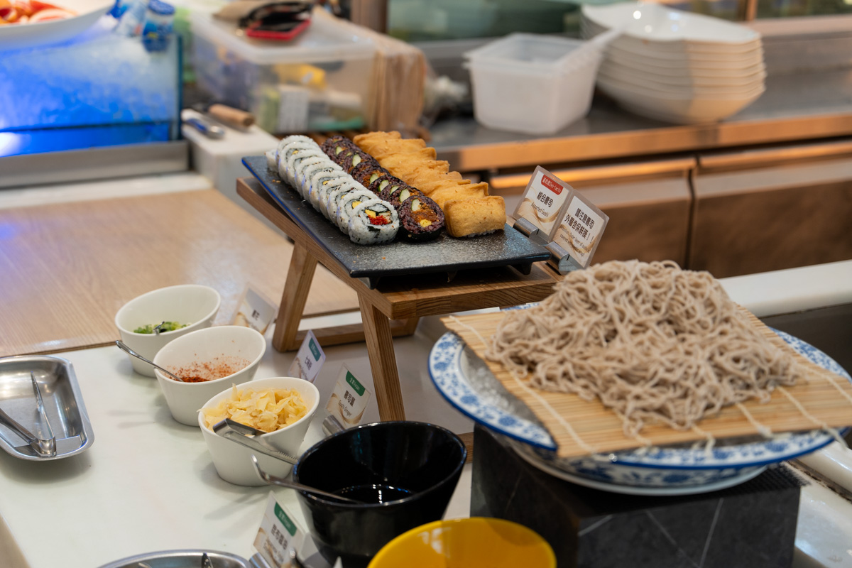 【葛瑪蘭之星飯店】礁溪人氣溫泉飯店推薦，6大質感設計房型，內建月光石溫泉浴池，齊全飯店設施、徜徉在頂樓露天溫泉SPA！