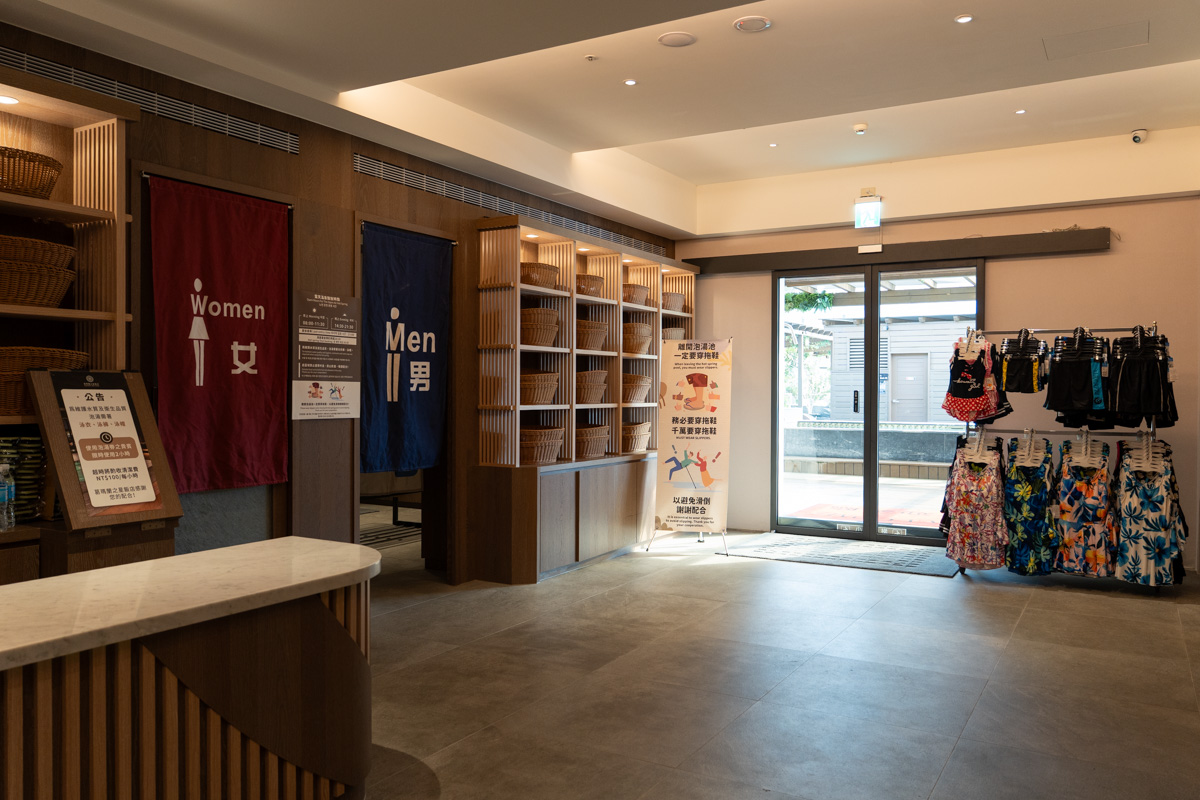 【葛瑪蘭之星飯店】礁溪人氣溫泉飯店推薦，6大質感設計房型，內建月光石溫泉浴池，齊全飯店設施、徜徉在頂樓露天溫泉SPA！