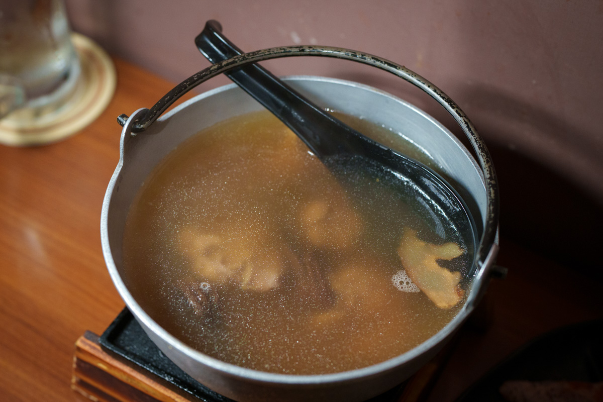 【柒息地 串燒居酒屋】台北華山高評分居酒屋推薦，現點現烤平價串燒19元起，職人獨家研發烤肉醬，善導寺聚會小酌美食餐廳！