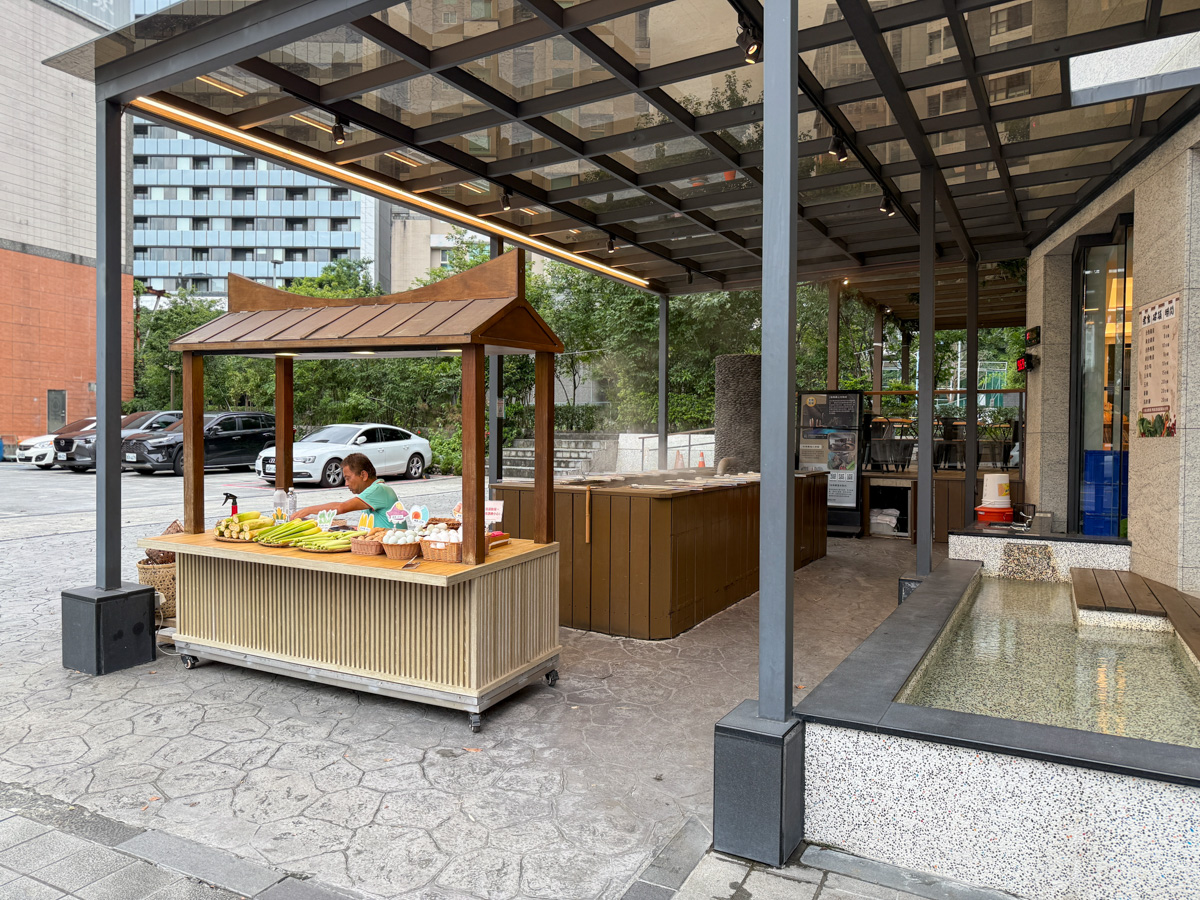 【葛瑪蘭之星飯店】礁溪人氣溫泉飯店推薦，6大質感設計房型，內建月光石溫泉浴池，齊全飯店設施、徜徉在頂樓露天溫泉SPA！